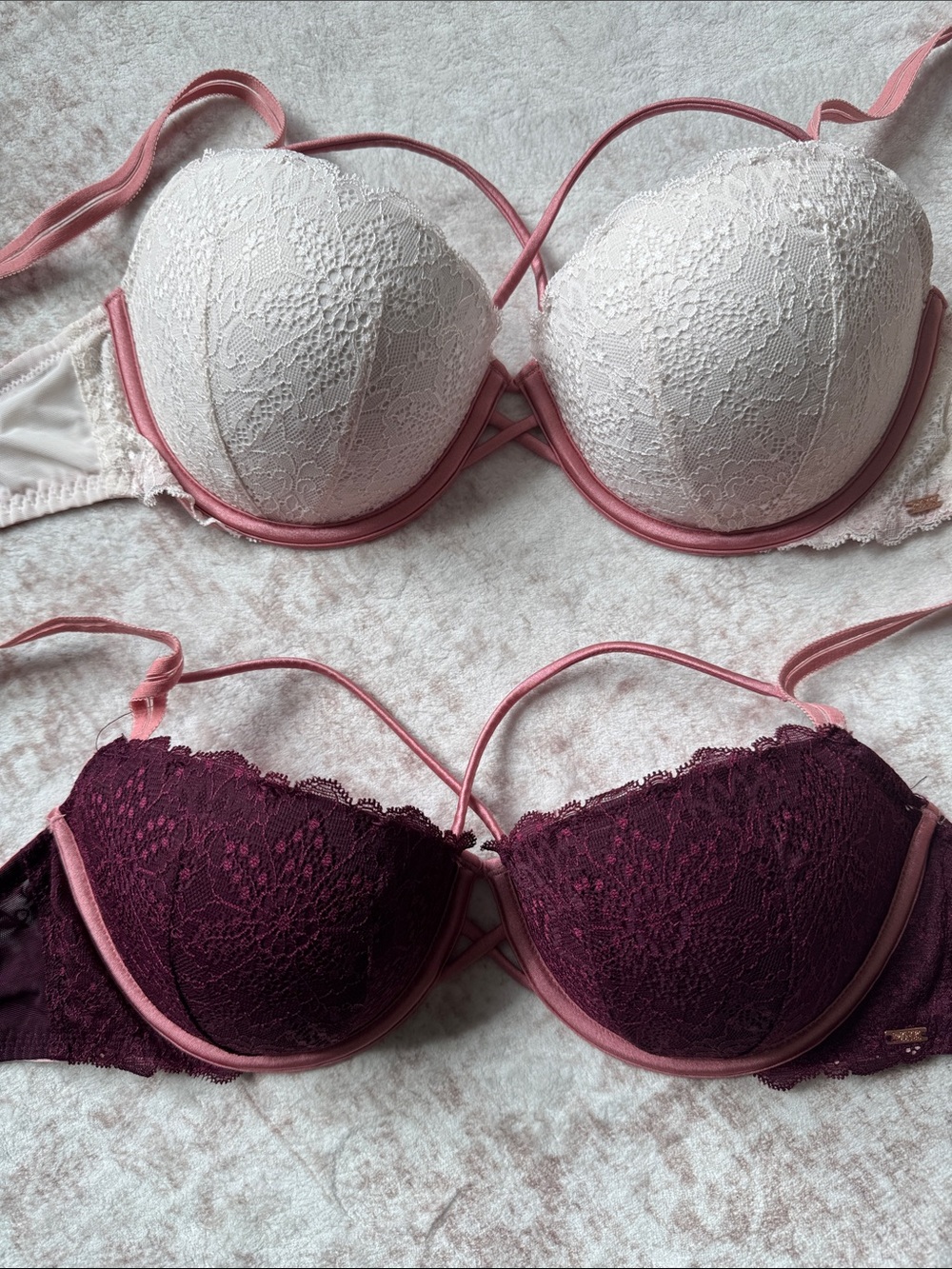 PINK Victoria’s Secret Lace Push-Up 2 Bra Set
